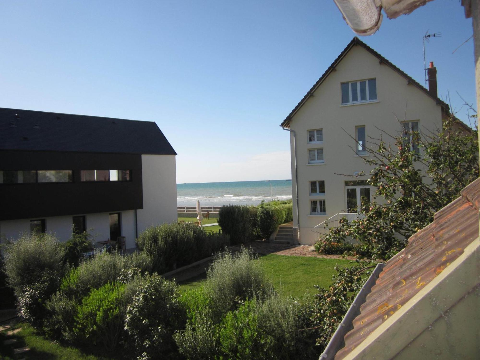 Gites En Normandie En Front De Mer A Asnelles , 3Km D'Arromanches, 10Km De Bayeux المظهر الخارجي الصورة